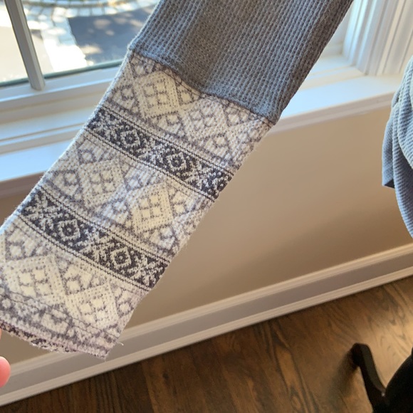 Motherhood Maternity top - Picture 2 of 4